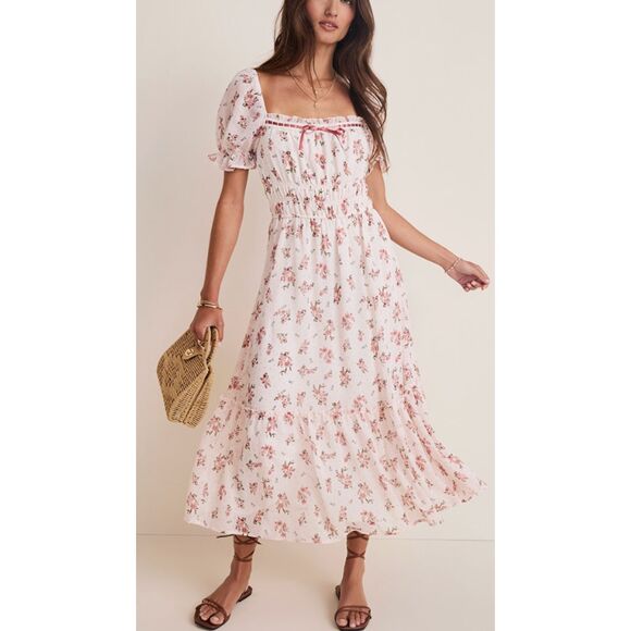 Francesca's Collections Dresses & Skirts - Francesca’s Ella Ditsy Floral Puff Sleeve Midi Dress Pink Mauve Size Medium